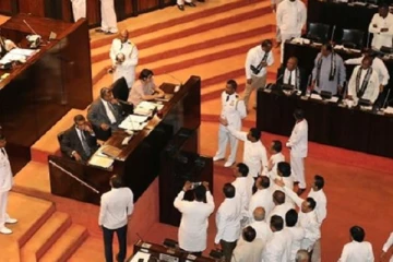 சிறிலங்கா அரசாங்கத்திற்கு வருமானத்தை ஈட்டும் பிரேரணை நாடாளுமன்றில் -  காரசார விவாதம்! நேரலை
