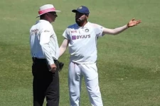 இனவெறியை தூண்டும் வகையில் செயல்படுவதை பொறுத்துக்கொள்ள முடியாது! அவுஸ்திரேலிய கிரிக்கெட் அதிரடி