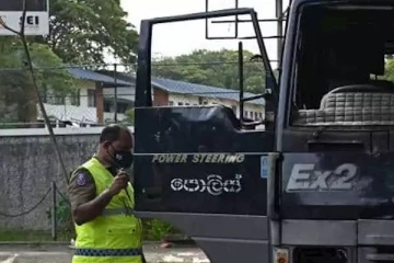 வாடகைக்கு வீடு தேடுவதாக கூறி அரங்கேற்றிய சம்பவம்! ஐவர் சிக்கினர்