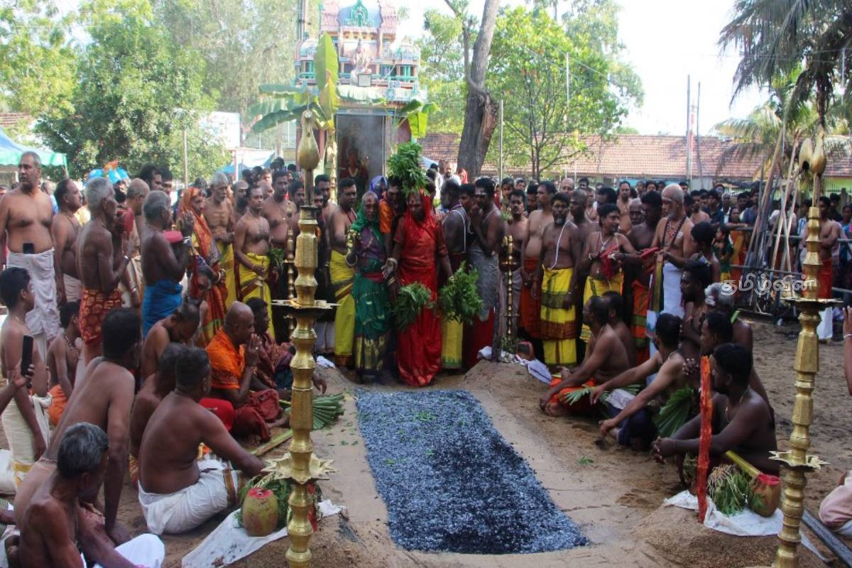 ஆயிரக்கணக்கான பக்தர்கள் சூழ சிறப்பாக நடந்து முடிந்த ஏறாவூர் பத்திரகாளியம்மன் ஆலய தீமிதிப்பு உற்சவம் | Eravur Pathirakaliamman Temple Theemithippu ஆயிரக்கணக்கான பக்தர்கள் சூழ சிறப்பாக நடந்து முடிந்த ஏறாவூர் பத்திரகாளியம்மன் ஆலய தீமிதிப்பு உற்சவம் | Eravur Pathirakaliamman Temple Theemithippu