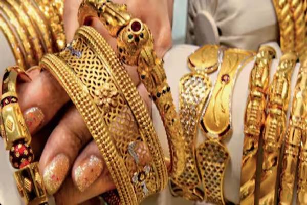 தங்க விலையில் ஏற்பட்டுள்ள மாற்றம்! வாங்கவுள்ளோருக்க வெளியான அறிவிப்பு | Sri Lanka Gold Price Drop Today