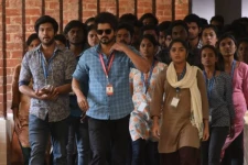 விஜய்யின் மாஸ்டர் பட டிரைலர் ரிலீஸில் திடீர் மாற்றம்- ரசிகர்களே இது தெரியுமா?