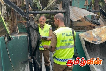 முல்லைத்தீவில் இரு கடைகள் தீயில் எரிந்து நாசம் : விஷேட சோதனை நடவடிக்கையில் தடயவியல் பொலிஸார்