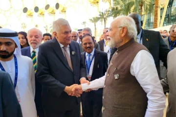 டுபாயில் உயர்மட்ட மாநாட்டில் ஜனாதிபதியை சந்தித்த இந்திய பிரதமர்