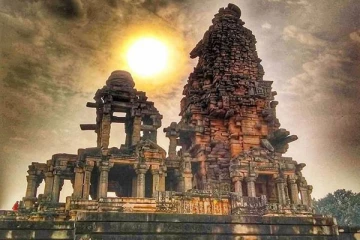 பேய்களால் ஒரே இரவில் கட்டப்பட்ட சிவன் கோவில்!..மர்மம் நிறைந்தவை