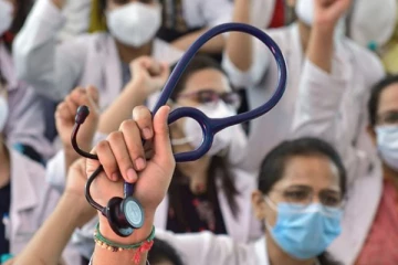 වෘත්තීය සමිති ක්‍රියාමාර්ගය ගැන වෛද්‍ය නිලධාරීන්ගේ මතය..