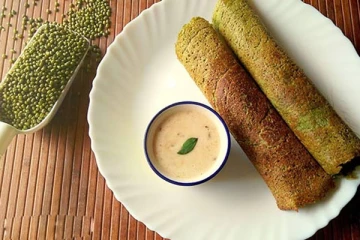 காலை டிபனாக பச்சை பயறு தோசை செய்து சாப்பிட்டா தினமும் ஆரோக்கியமா இருக்கலாம்