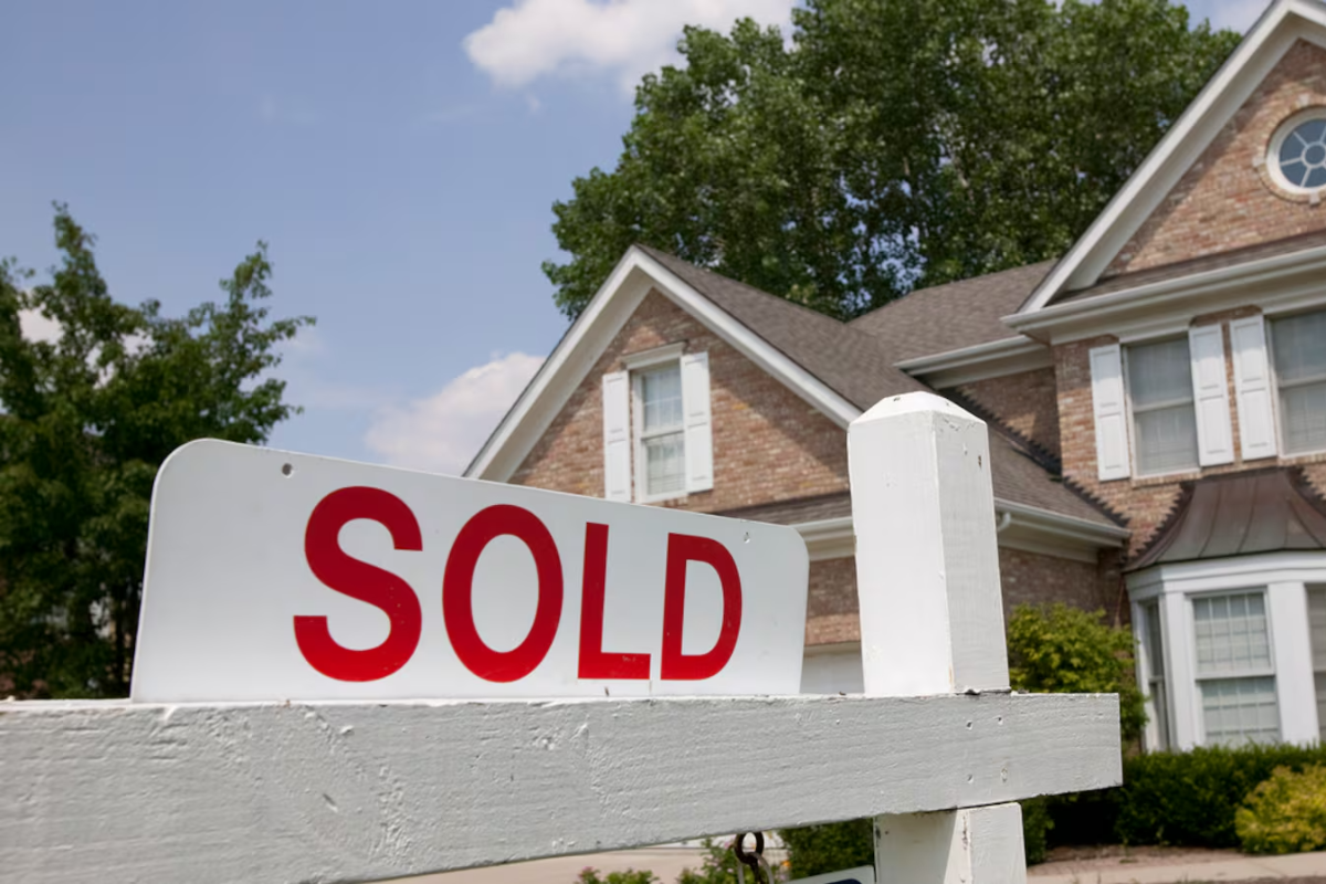 டொராண்டோவில் வீடு வாங்க காத்திருப்போருக்கு நற்செய்தி | Where To Buy A Home In The Gta For Less Than500K