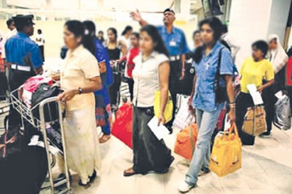 74 இலங்கை பணிப் பெண்கள் விடுத்துள்ள உருக்கமான கோரிக்கை! | 74 Sri Lankan Working Women S Fervent Request
