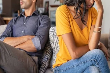 இந்த ராசிகளுக்கு பொருத்தமே இல்ல..திருமண வாழ்க்கை நீடிக்காது! உங்களுடையது இருக்கா?