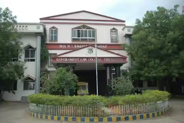 இந்திய அகதி முகாம் போராட்டங்களுக்கு மத்தியில் ஈழத் தமிழ் பெண் சாதனை | Agaram Foundation Help Eelam Tamil Woman Lawyer
