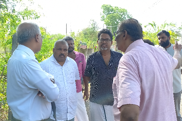 தையிட்டி விவகாரம் ; தடைகளை தாண்டி உள்ளே நுழைந்த சுமந்திரன் மற்றும் மாவை!(Photos) | The Tahiti Affair Sumandran Mavi In The Field