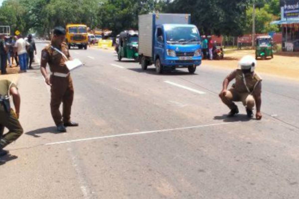 யாழ்ப்பாணம் – கிளிநொச்சி பிரதான வீதியில் விபத்து ; 68 வயதான மூதாட்டி உயிரிழப்பு | Accident Jaffna Kilinochchi Main Road Woman Dies