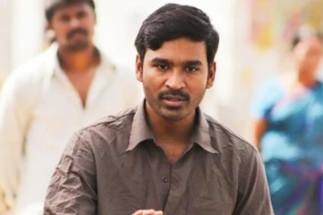 கையில் கட்டுடன் மருத்துவமனையில் நடிகர் தனுஷ்.. இணையத்தில் உலா வரும் புகைப்படம்