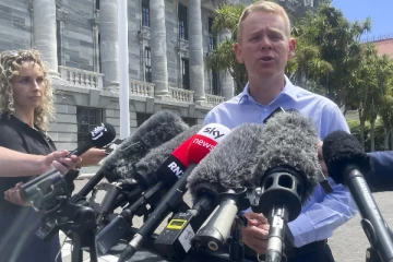 நியூசிலாந்தின் புதிய பிரதமராகும் கிறிஸ் ஹிப்கின்ஸ்!