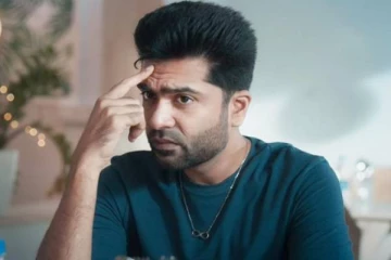 பல தடைகளை தாண்டி வெளியாகியுள்ள சிம்புவின் மாநாடு படம் எப்படி?- Live Updates