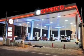 சிபெட்கோ விநியோகஸ்தர்கள் அரசாங்கத்துக்கு எதிராக வழக்குத் தொடர தீர்மானம்