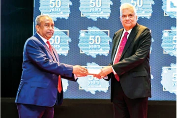 இலங்கை மத்திய வங்கியின் தலைவராக ரொனால்ட் பெரேரா நியமிப்பு