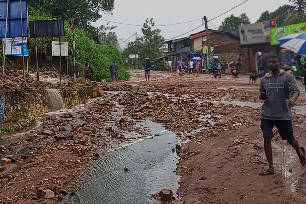 நாட்டில் திடீர் பேரிடரால் பலியானோர் எண்ணிக்கை அதிகரிப்பு | Bad Weather Death Toll Increased நாட்டில் திடீர் பேரிடரால் பலியானோர் எண்ணிக்கை அதிகரிப்பு | Bad Weather Death Toll Increased