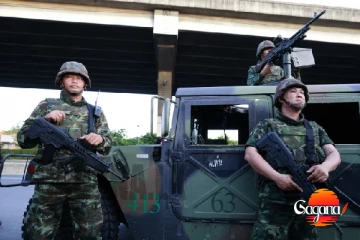 දිස්ත්‍රික්ක 08කට තායිලන්තය යුද නීතිය ප්‍රකාශයට පත් කරයි