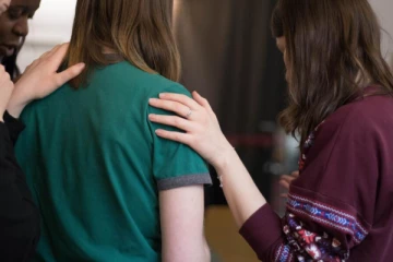 பதின்ம வயது சிறுமிகள் மூவர் துக்ஷ்பிரயோகம்; விசாரணை ஆரம்பம்