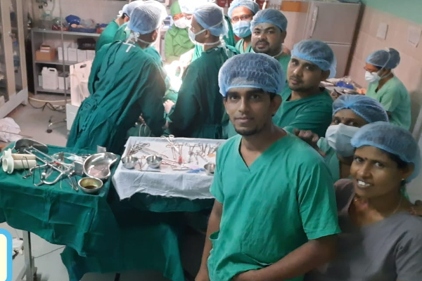 திருகோணமலையில் ஐந்து மணித்தியாலத்தில் சத்திர சிகிச்சை செய்து சாதனை | 5 Hour Surgery At Kinya Hospital