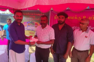 முள்ளியவளையில் பத்து இலட்சம் வென்ற வெற்றியாளருக்கு காசோலை வழங்கி வைப்பு(Photos)