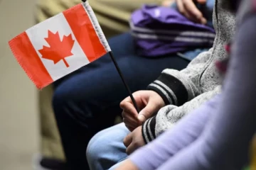 புலம்பெயர்ந்தோர் தொடர்பில் மாறியுள்ள கனேடியர்களின் மன நிலை: ஆய்வு முடிவுகள்