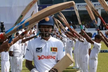 දිමුත්ගේ අවසන් ටෙස් තරගයේ ලෝක වාර්තා පිට වාර්තා තබයි..සංගක්කාරගේ වාර්තාවකුත් බිඳ දමයි.