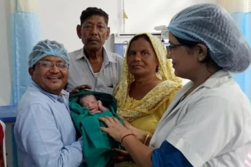 70 வயதில் குழந்தை பெற்றெடுத்த பாட்டி! நெகிழ்ச்சி சம்பவம்