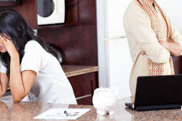 மனைவிக்கு முடி கொட்டுகின்றது ; விவாகரத்து கோரிய கணவனின் மனிதாபிமானமற்ற செயல் | Divorce Over Wife S Hair Inhuman Act மனைவிக்கு முடி கொட்டுகின்றது ; விவாகரத்து கோரிய கணவனின் மனிதாபிமானமற்ற செயல் | Divorce Over Wife S Hair Inhuman Act