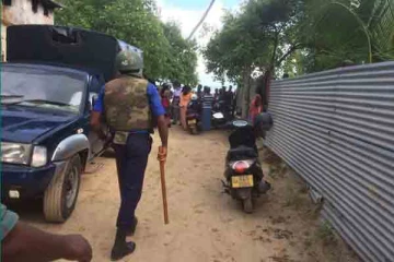 யாழில்  கொட்டான்களுடன்  குவிந்த   படையினரால்  பதற்றம்!