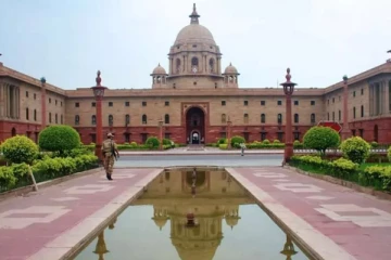 நிதி பற்றாக்குறையில் சிக்கிய இந்தியா - வெளியான பகீர் தகவல்