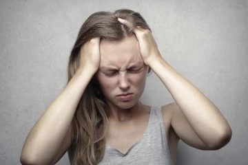 ஒற்றை தலைவலியால் கடும் அவதியா? 2 நிமிடத்தில் சரிசெய்யலாம்;