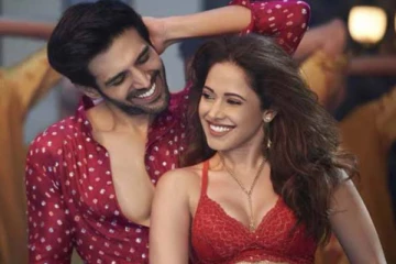 இஸ்ரேலில் சிக்கிய பிரபல இந்திய நடிகை... தற்போதைய நிலை என்ன?