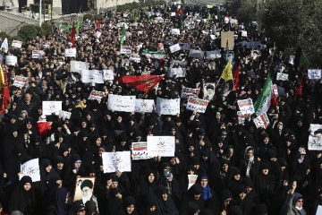 ஈரானில் களமிறக்கப்பட்டுள்ள பெண் கொமாண்டோ படை (Video)