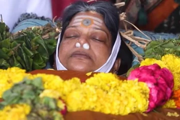 சீரியிலில் உயிரிழந்த லட்சுமி அம்மா: நிஜத்தில் வெளியிட்ட புகைப்படம்!