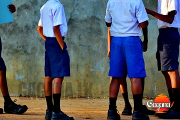 කොණ්ඩ වවපු, පාට කොණ්ඩ, කරාබු පැලඳ එන පාසල් සිසුන්ට චක්‍රලේඛයක්