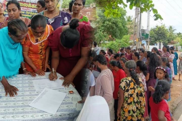 அனோஜனின் விடுதலையை வலியுறுத்தி மக்கள் தீபமேந்திப் பிரார்த்தனை!