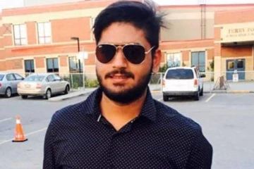 கனடாவில் காருக்குள் இந்திய இளைஞரின் சடலம்! வேறு நாட்டில் உள்ள சகோதரிக்கு வந்த சோக தகவல்