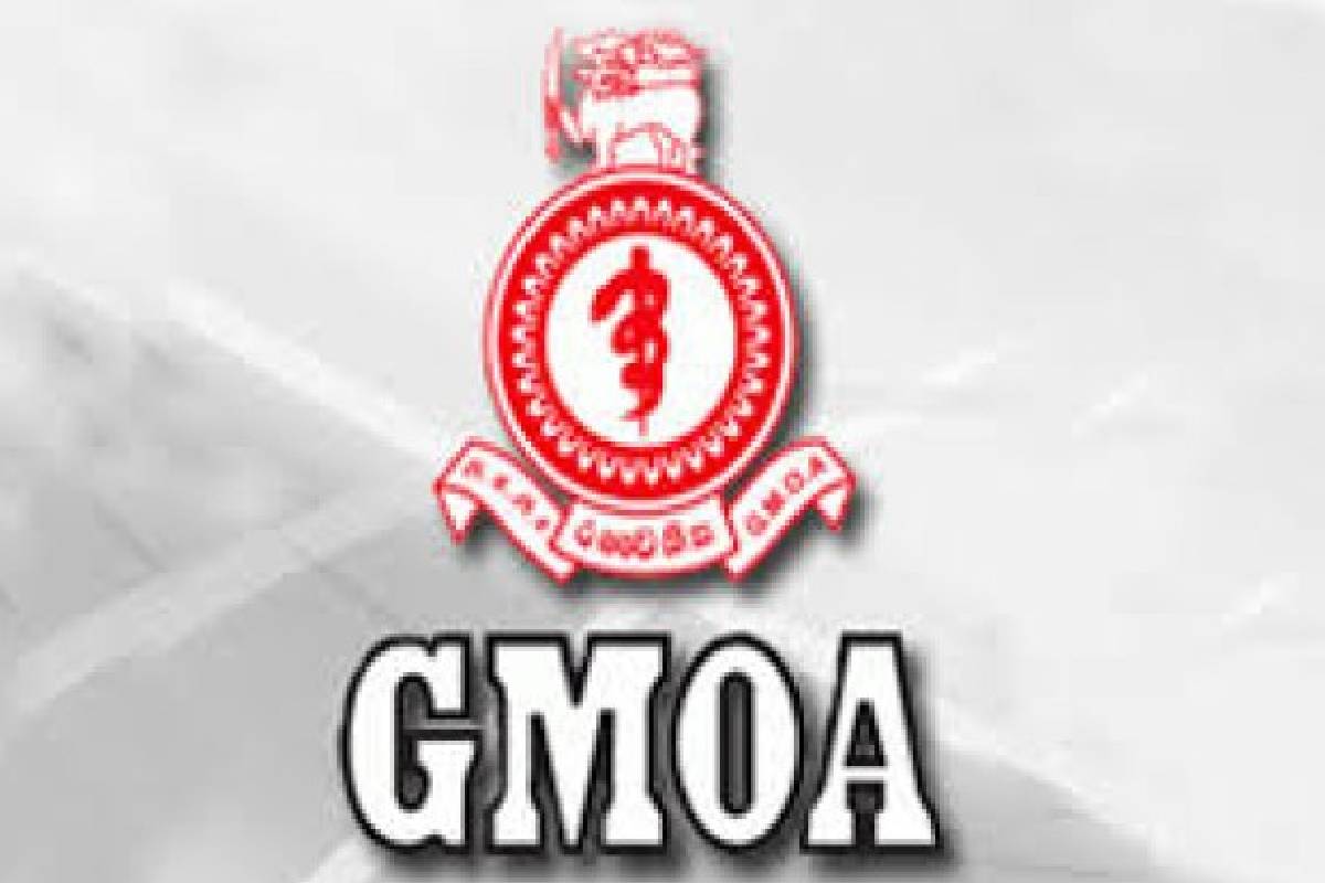 அரச வைத்தியர்களின் அச்சுறுத்தல்கள் ; மருத்துவ அதிகாரிகள் சங்கம் குற்றச்சாட்டு | Government Doctors Face Thrats Junior Doctors Fear