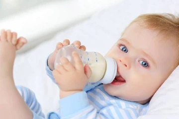 தாய்ப்பால் விற்று மாதம் ரூ.87,000 சம்பாதிக்கும் பெண்