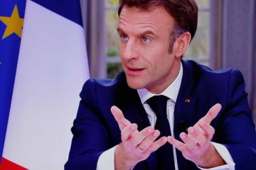 நாம் கோழைகள் அல்ல... உலகிற்கு தெரிவிக்க வேண்டிய காலம் நெருங்கிவிட்டது! பிரான்ஸ் அதிபர்