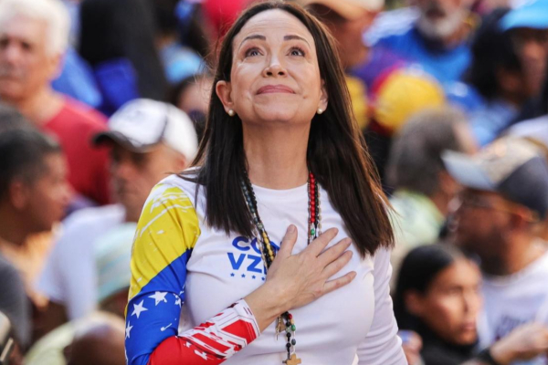 நோபல் பரிசு வென்ற மரியாவுக்கு விடுக்கப்பட்டுள்ள மிரட்டல்...! | Venezuela S Machado Wins 2025 Nobel Peace Prize நோபல் பரிசு வென்ற மரியாவுக்கு விடுக்கப்பட்டுள்ள மிரட்டல்...! | Venezuela S Machado Wins 2025 Nobel Peace Prize