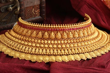 அதிரடியாக குறைந்த தங்கம் விலை - இன்றைய நிலவரம் என்ன?