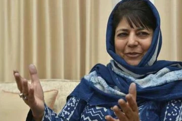 எதிர்ப்பு எண்ணத்தில் இருந்து விலகி, ஏற்கும் மனப்பான்மை வளர்க்கவேண்டும் - மெகபூபா முப்தி கோரிக்கை