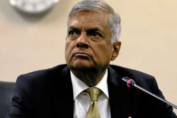 "ලයිට් කපන එක නතර කරලා බිල වැඩි කරද්දී මට දැනුණු බය..." - මහින්ද අමරවීර එදා කැබිනට් රහස් එළියට දමයි