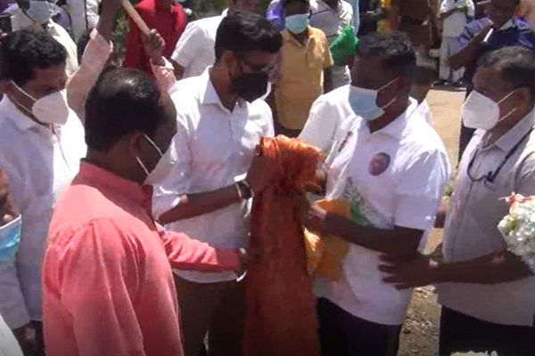 மலையகத்தில் கொள்ளை ரீதியான அரசியல் முன்னெடுப்புக்கள் பொருத்தமற்றது : ஜீவன் தொண்டமான் (Photos) | Upcountry People Development Jeevanthondaman மலையகத்தில் கொள்ளை ரீதியான அரசியல் முன்னெடுப்புக்கள் பொருத்தமற்றது : ஜீவன் தொண்டமான் (Photos) | Upcountry People Development Jeevanthondaman