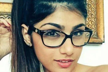 துடுக்கான கேள்வி! மியா கலிபா கொந்தளிப்பு! நாட்டையே திரும்பி பார்க்க வைத்த சம்பவம்!