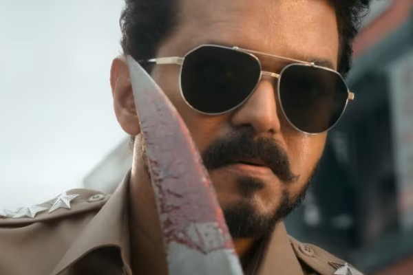 யூத் படத்தில் விஜய்யுடன் இணைந்து நடித்த இந்த நடிகையை உங்களுக்கு நினைவு இருக்கா... இப்போது எப்படி இருக்கிறார் தெரியுமா | Vijay Youth Movie Shaheen Khan Latest Photo
